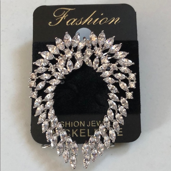 Gorgeous 925 Silver Post Cubic Zircon Angel Wings - Picture 8 of 8